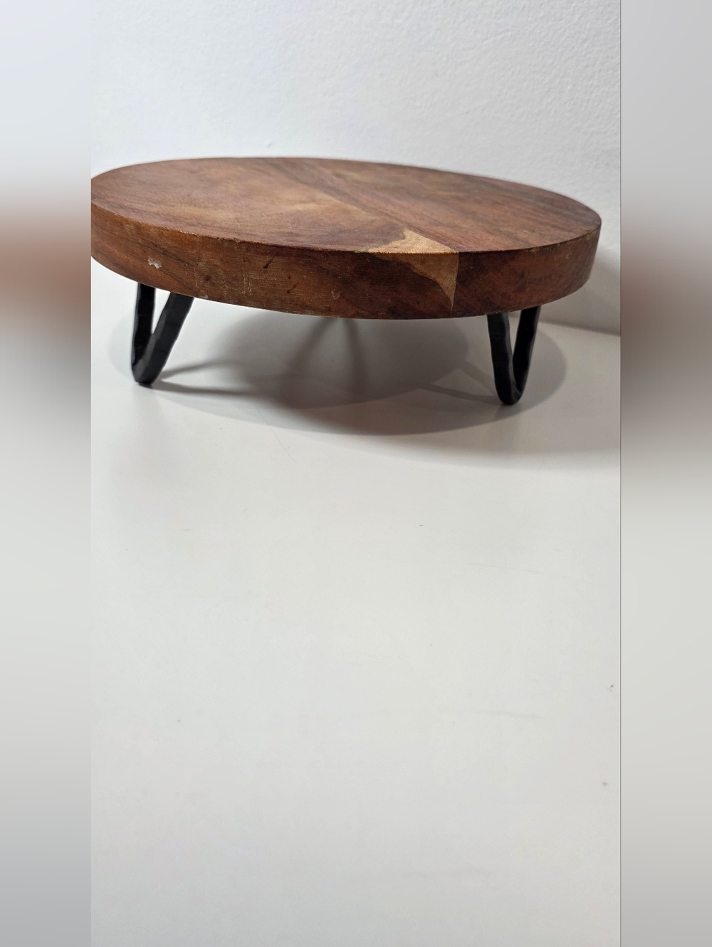 Round Small Decor Stand - Picture 2 of 3
